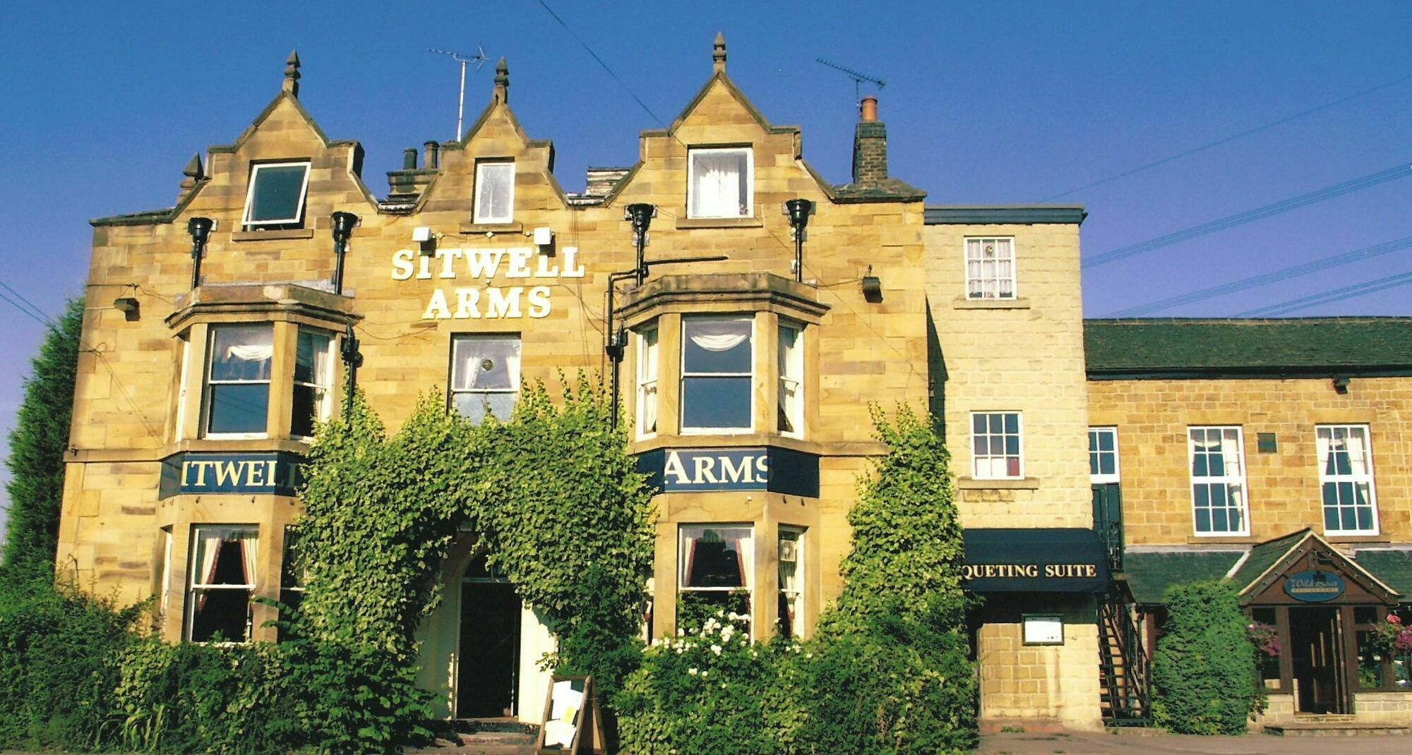 The Sitwell Arms Hotel Mosborough Extérieur photo